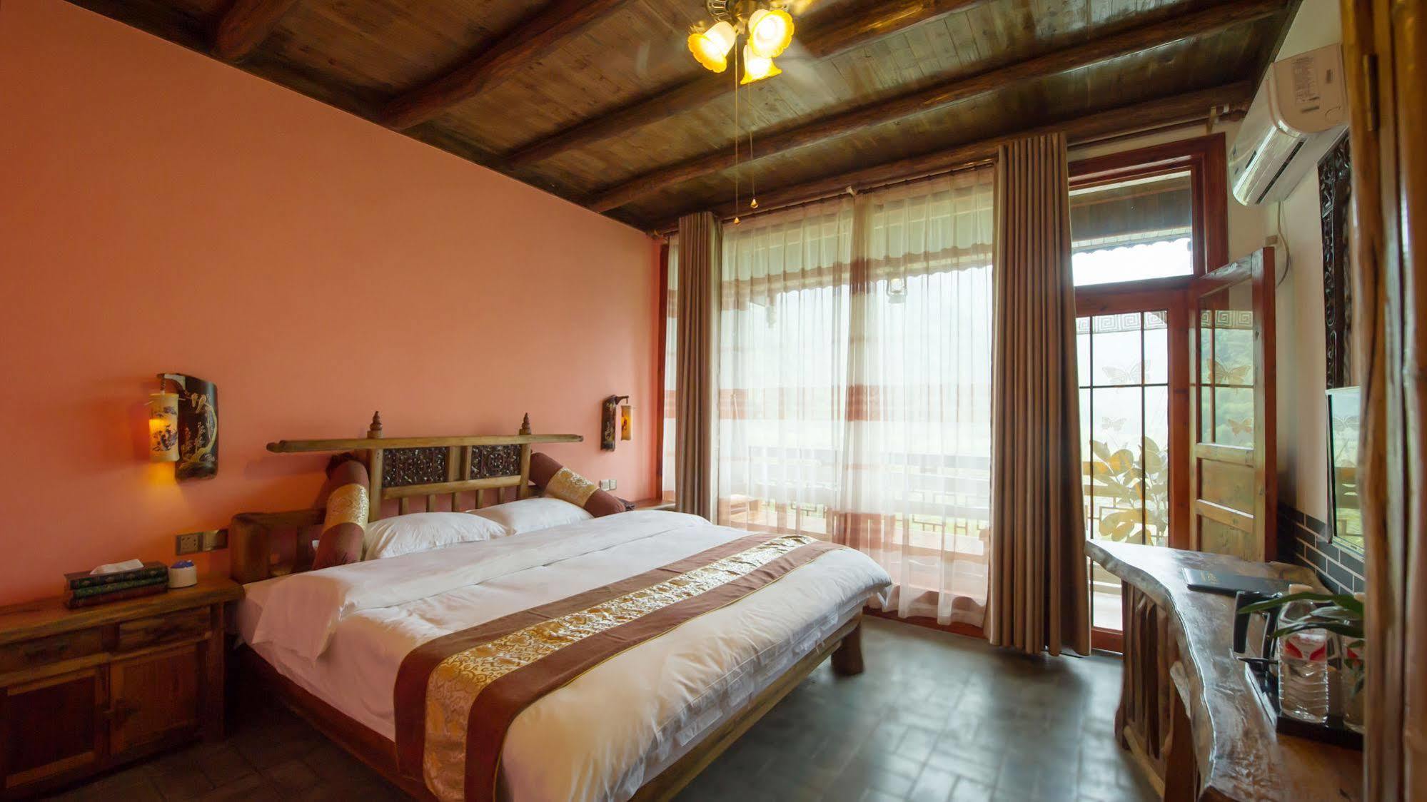 فندق Yangshuo Scenic Mountain Retreat المظهر الخارجي الصورة
